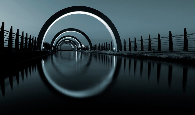 The Falkirk Wheel by Kanneth Barker; used under a Creative Commons license
